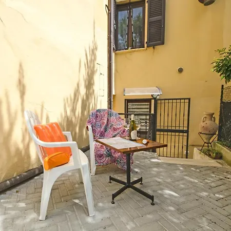 Appartamento Tiny Opera Loft *
